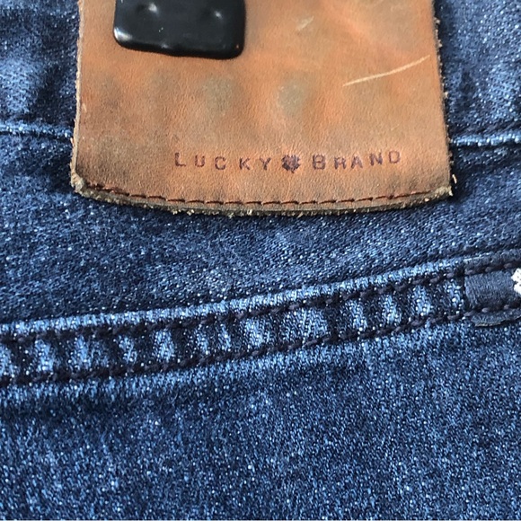 LUCKY BRAND 121 Heritage Slim Button Up Straight Leg Men’s Jeans. Size Waist 36. - Picture 5 of 12